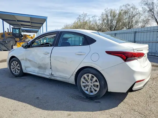 3KPC24A64LE106710 2020 HYUNDAI ACCENT - Image 2