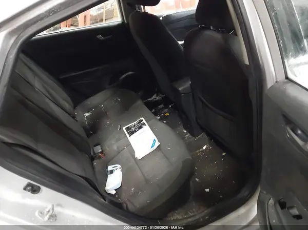 3KPC24A64LE107405 2020 HYUNDAI ACCENT - Image 8