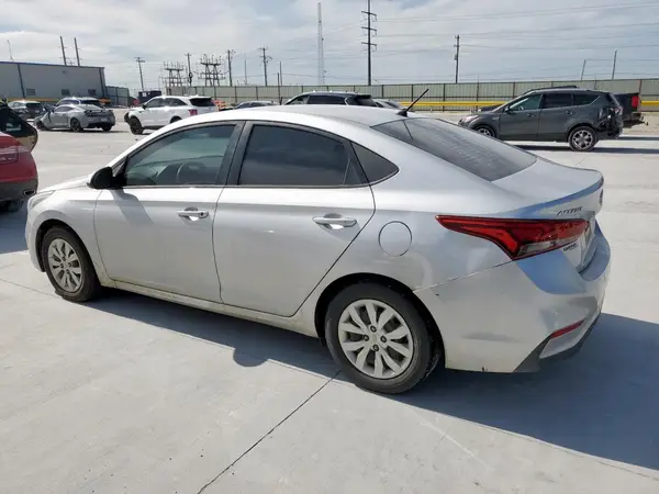 3KPC24A64LE108487 2020 HYUNDAI ACCENT - Image 2