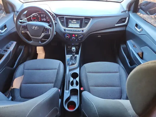 3KPC24A64LE113088 2020 HYUNDAI ACCENT - Image 8
