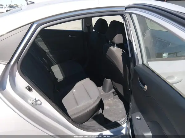 3KPC24A64LE115472 2020 HYUNDAI ACCENT - Image 8