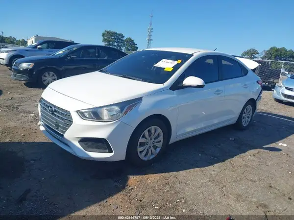 3KPC24A64LE118369 2020 HYUNDAI ACCENT - Image 2