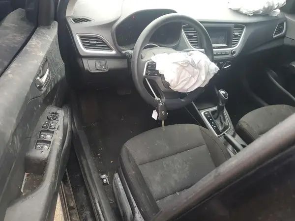 3KPC24A64LE120946 2020 HYUNDAI ACCENT - Image 8