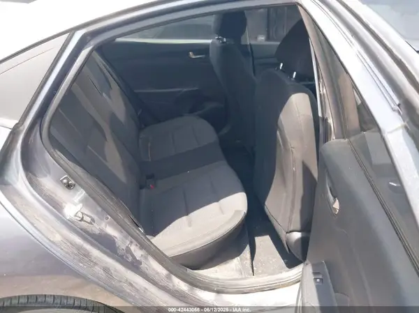 3KPC24A64LE121725 2020 HYUNDAI ACCENT - Image 8