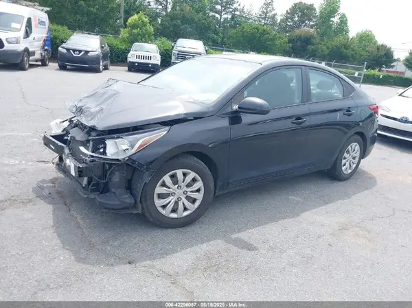 3KPC24A64ME130636 2021 HYUNDAI ACCENT - Image 2