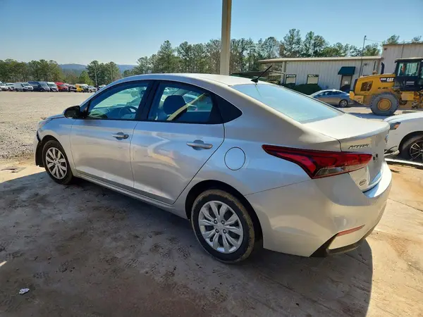 3KPC24A64ME132113 2021 HYUNDAI ACCENT - Image 2