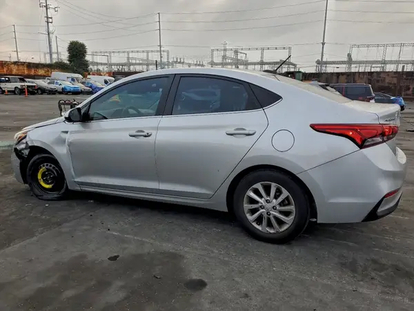 3KPC24A64ME133830 2021 HYUNDAI ACCENT - Image 2