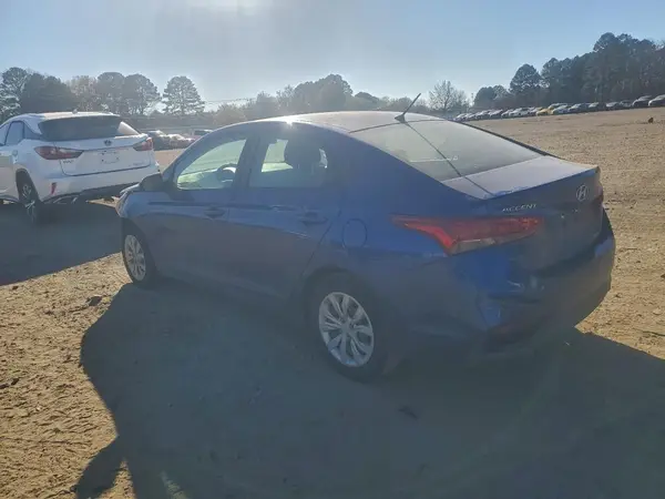 3KPC24A64ME136453 2021 HYUNDAI ACCENT - Image 2