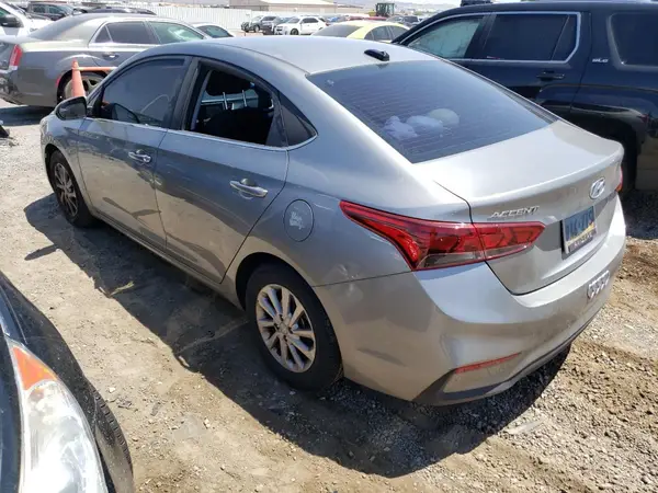 3KPC24A64ME137408 2021 HYUNDAI ACCENT - Image 2