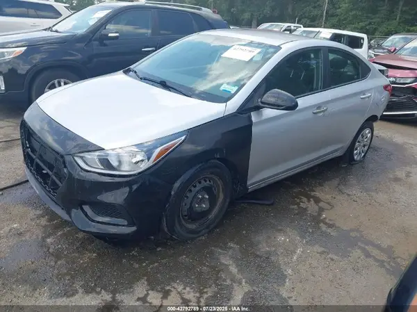 3KPC24A64ME142401 2021 HYUNDAI ACCENT - Image 2