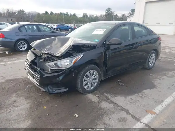 3KPC24A64ME144827 2021 HYUNDAI ACCENT - Image 2