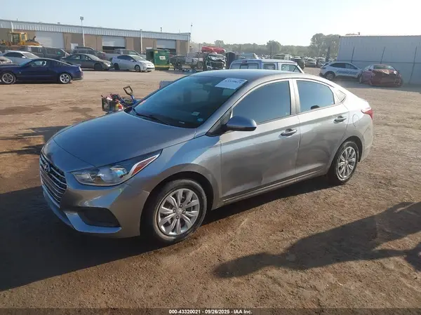 3KPC24A64ME144844 2021 HYUNDAI ACCENT - Image 2