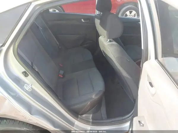 3KPC24A64ME144844 2021 HYUNDAI ACCENT - Image 8