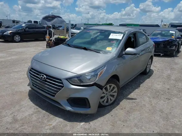 3KPC24A64ME146612 2021 HYUNDAI ACCENT - Image 2