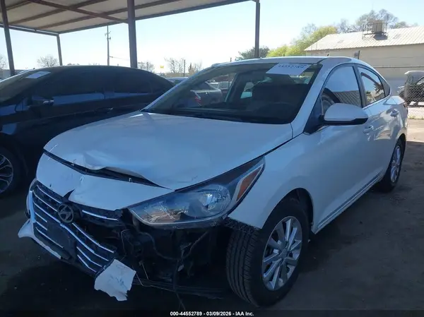 3KPC24A65LE097290 2020 HYUNDAI ACCENT - Image 2