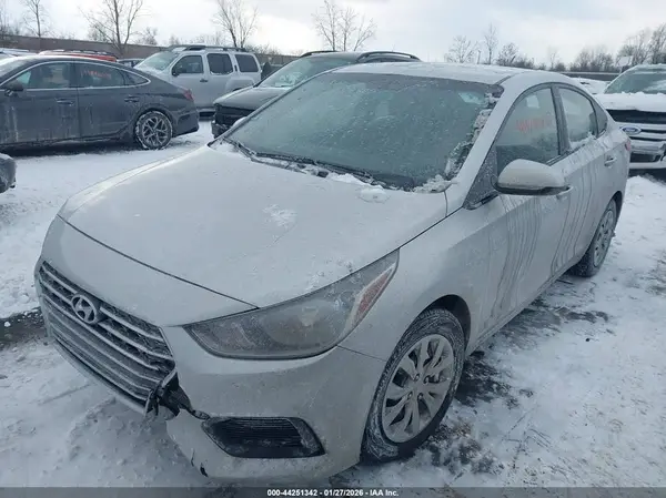 3KPC24A65LE104156 2020 HYUNDAI ACCENT - Image 2