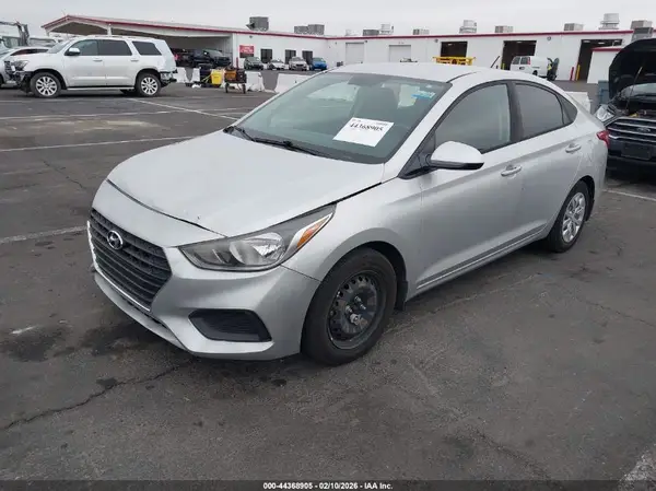 3KPC24A65LE109289 2020 HYUNDAI ACCENT - Image 2