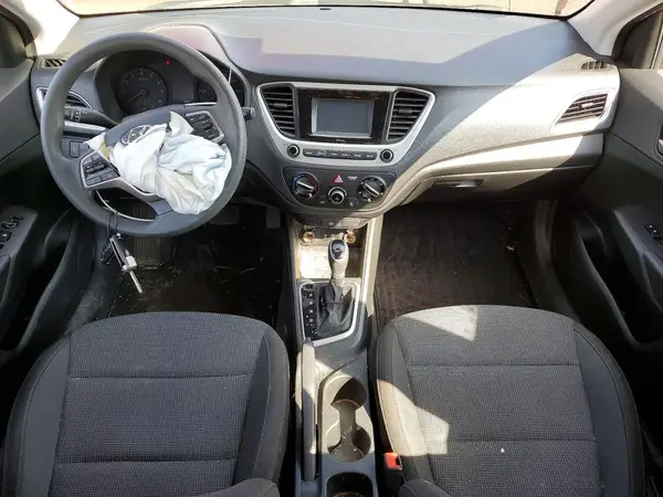 3KPC24A65LE113181 2020 HYUNDAI ACCENT - Image 8