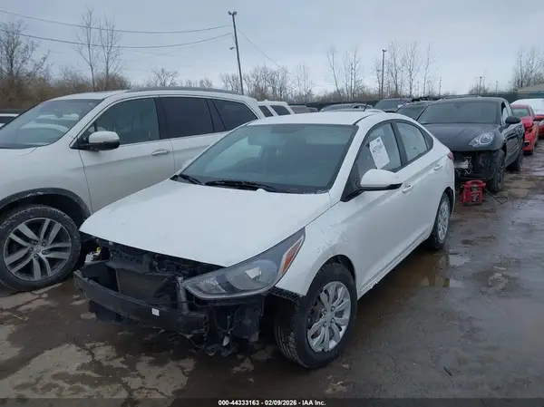 3KPC24A65LE119529 2020 HYUNDAI ACCENT - Image 2