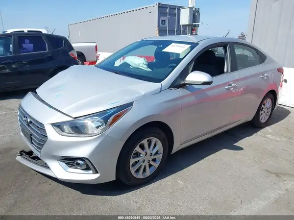 3KPC24A65LE120275 2020 HYUNDAI ACCENT - Image 2
