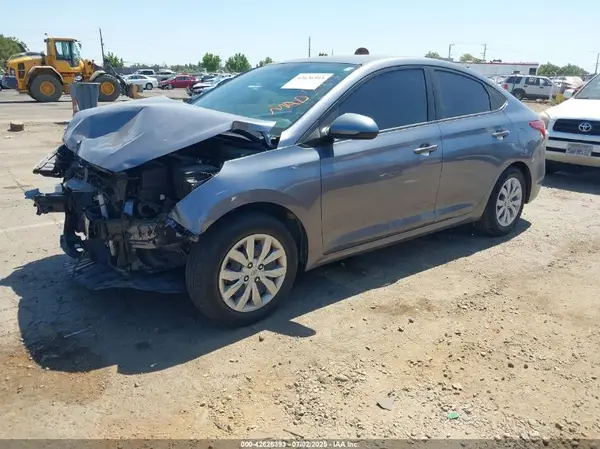 3KPC24A65LE120809 2020 HYUNDAI ACCENT - Image 2