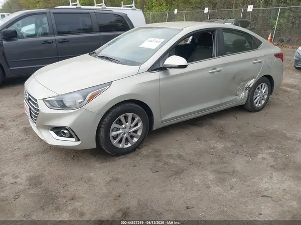 3KPC24A65LE122947 2020 HYUNDAI ACCENT - Image 2