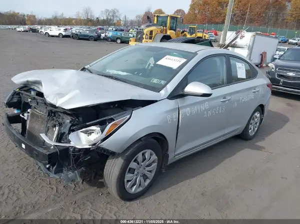 3KPC24A65LE126142 2020 HYUNDAI ACCENT - Image 2