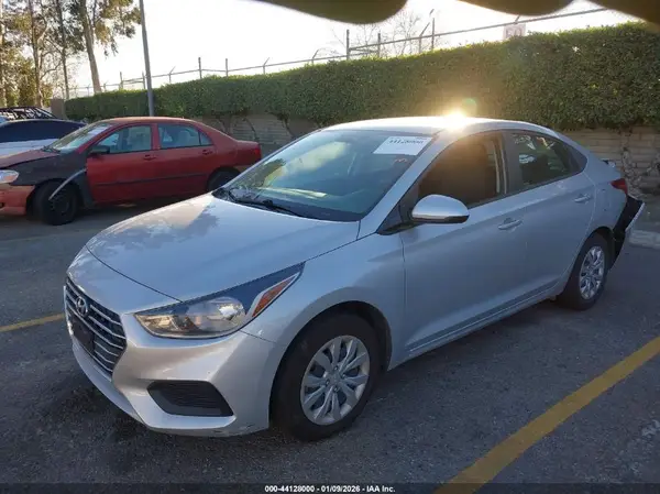 3KPC24A65ME130497 2021 HYUNDAI ACCENT - Image 2