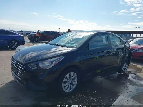 3KPC24A65ME131777 2021 HYUNDAI ACCENT - Image 2