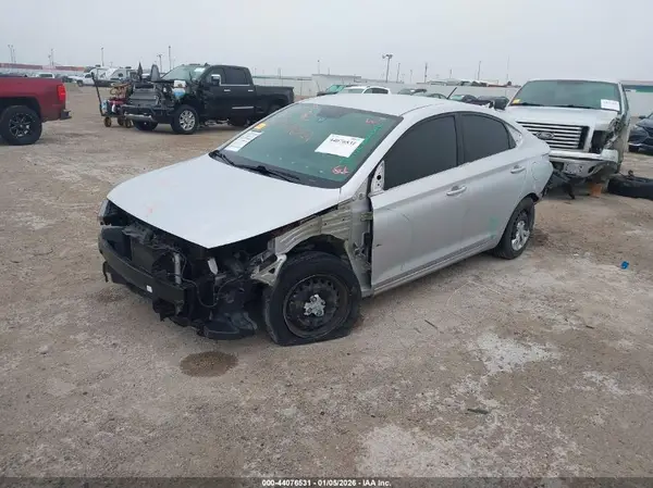 3KPC24A65ME131780 2021 HYUNDAI ACCENT - Image 2