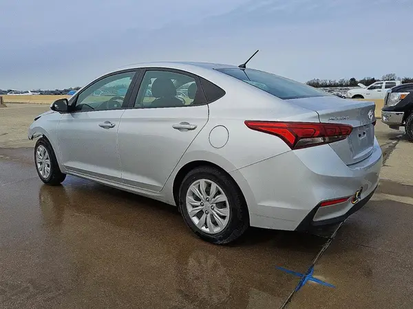 3KPC24A65ME134050 2021 HYUNDAI ACCENT - Image 2