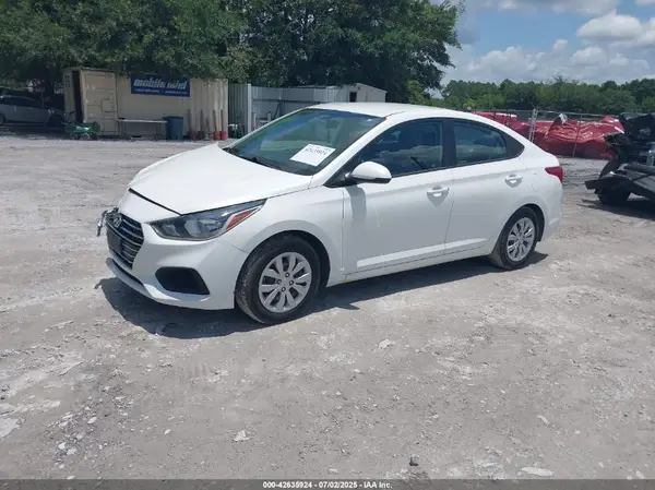 3KPC24A65ME147901 2021 HYUNDAI ACCENT - Image 2