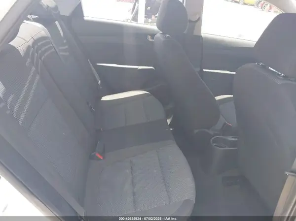3KPC24A65ME147901 2021 HYUNDAI ACCENT - Image 8