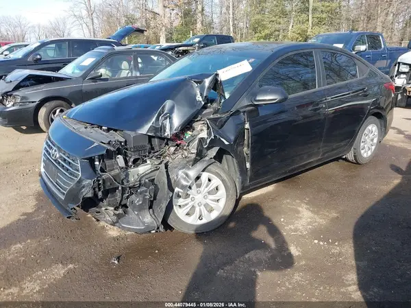 3KPC24A65NE153909 2022 HYUNDAI ACCENT - Image 2