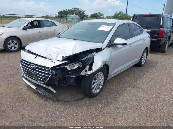 3KPC24A65NE164327 2022 HYUNDAI ACCENT - Image 2