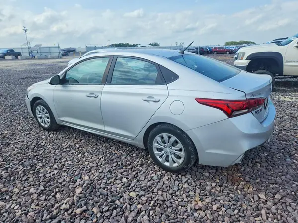 3KPC24A65NE167731 2022 HYUNDAI ACCENT - Image 2