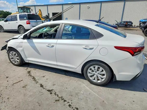 3KPC24A65NE169172 2022 HYUNDAI ACCENT - Image 2