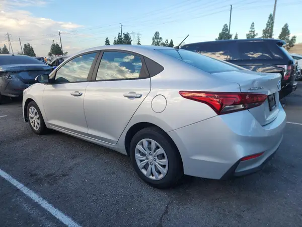 3KPC24A65NE171097 2022 HYUNDAI ACCENT - Image 2