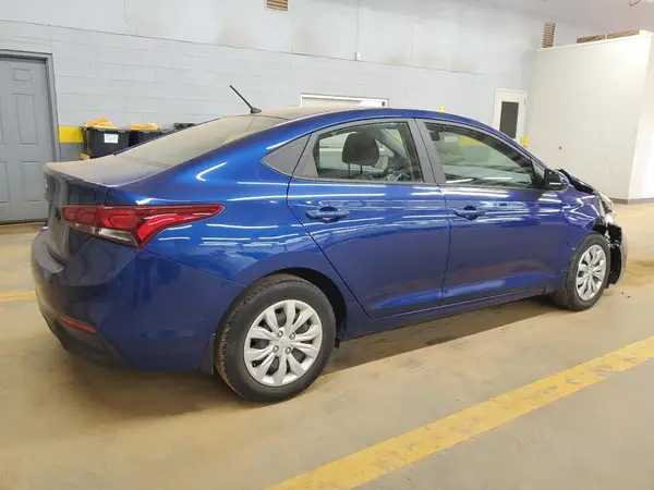 3KPC24A65NE171861 2022 HYUNDAI ACCENT - Image 2