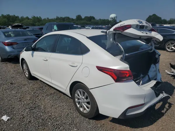 3KPC24A65NE177322 2022 HYUNDAI ACCENT - Image 2