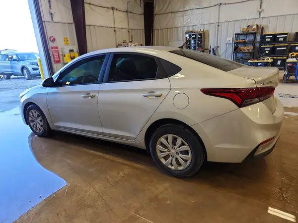 3KPC24A65NE179653 2022 HYUNDAI ACCENT - Image 2