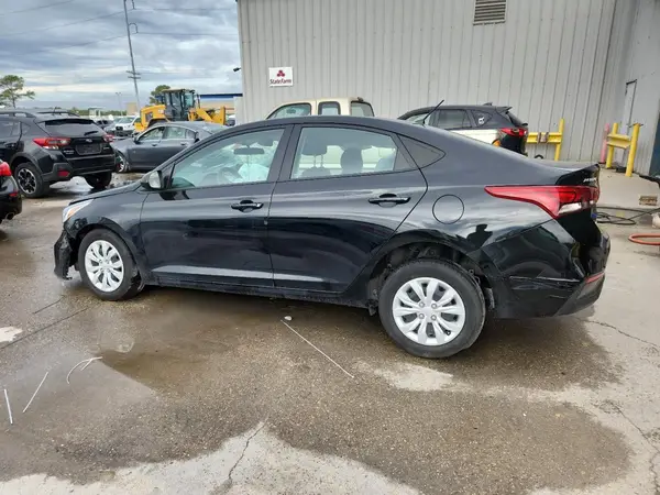 3KPC24A65NE182679 2022 HYUNDAI ACCENT - Image 2