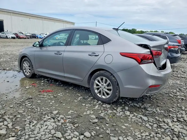 3KPC24A65NE190247 2022 HYUNDAI ACCENT - Image 2