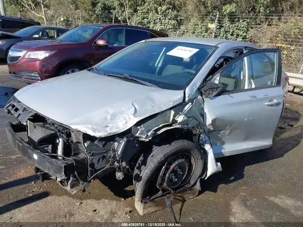 3KPC24A66LE096715 2020 HYUNDAI ACCENT - Image 2