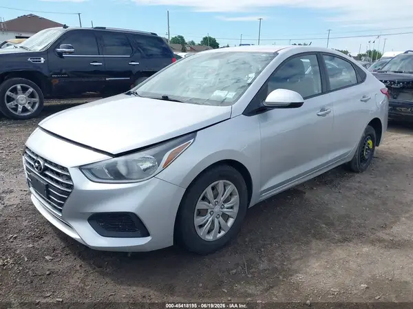 3KPC24A66LE109012 2020 HYUNDAI ACCENT - Image 2