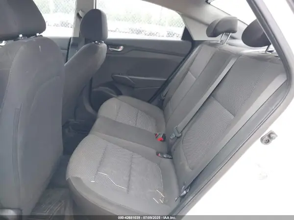 3KPC24A66LE109883 2020 HYUNDAI ACCENT - Image 8