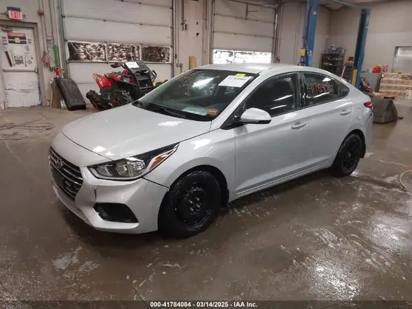 3KPC24A66LE111892 2020 HYUNDAI ACCENT - Image 2