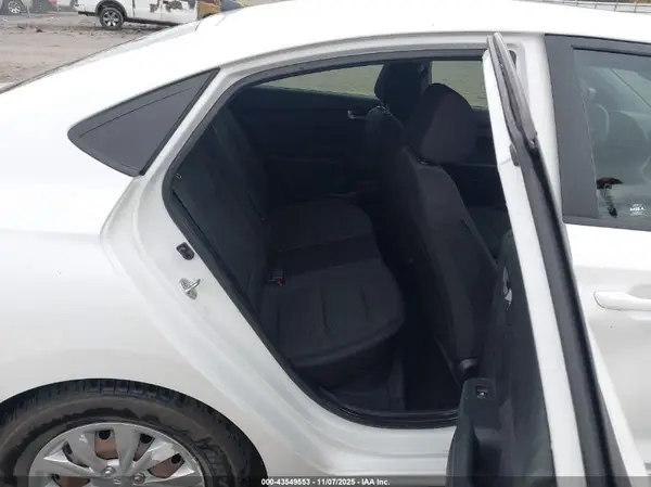 3KPC24A66LE120270 2020 HYUNDAI ACCENT - Image 8