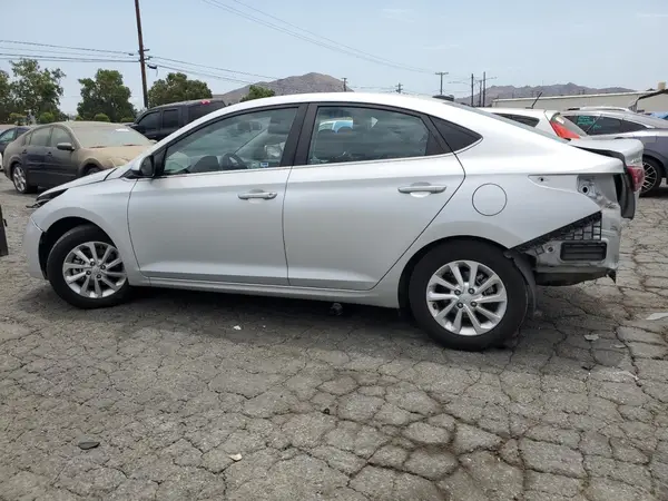 3KPC24A66LE120320 2020 HYUNDAI ACCENT - Image 2