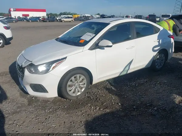 3KPC24A66LE121693 2020 HYUNDAI ACCENT - Image 2